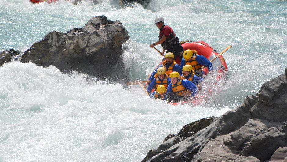 Grade 5 Rafting in Lord of the Rings Country. Rangitata Rafts.